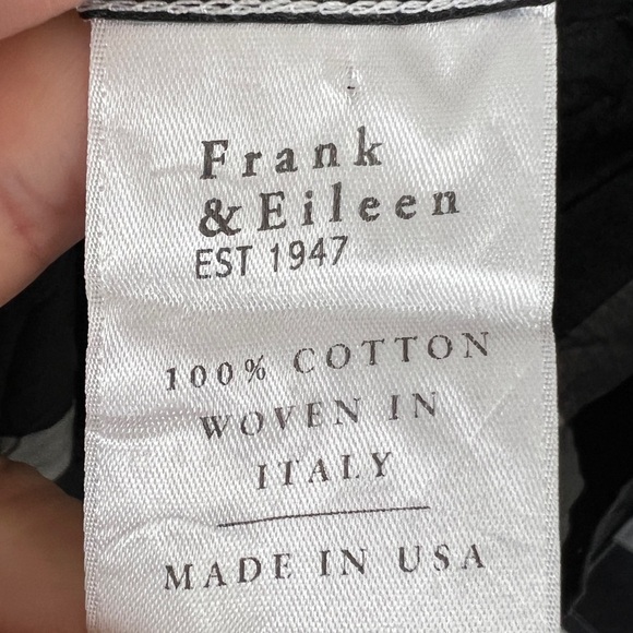 Frank & Eileen Barry Crinkle Cotton Button Down Shirt Woven in Italy - Picture 5 of 5